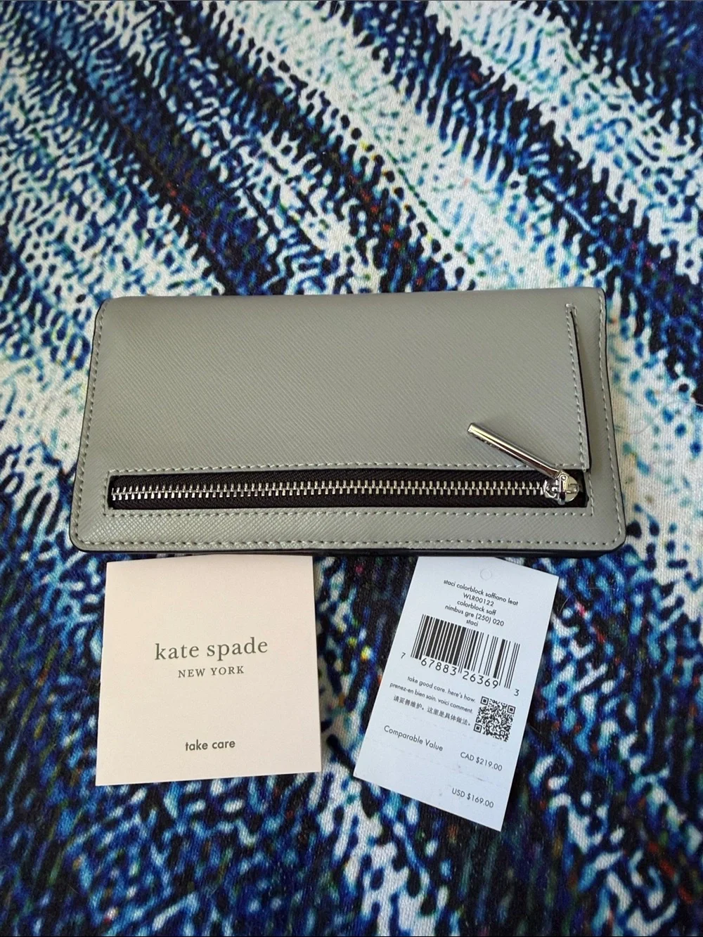 kate spade Two-Tone Saffiano Zip Wallet in White & Light Gray